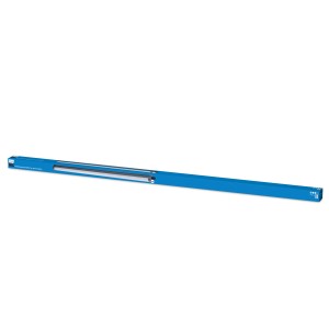 Verpackte Philips Feuchtraumleuchte Projectline, 120 cm, für Industrie und Gewerbe.