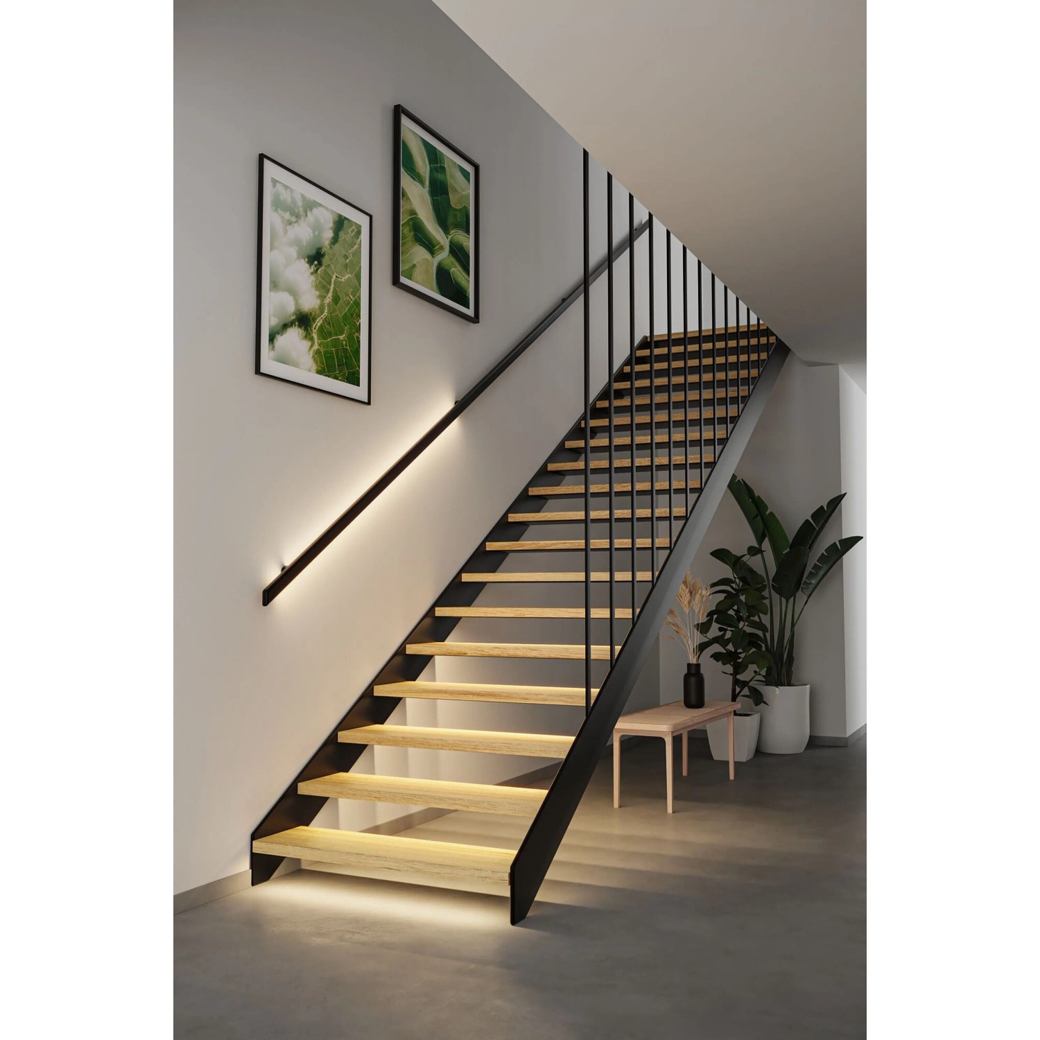 Paulmann MaxLED Stair LED-Streifen beleuchten stilvoll eine moderne Holztreppe mit schwarzem Geländer. Warmweißes Licht unter den Stufen und am Handlauf.