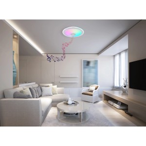Weiße LED-Deckenleuchte Dunny mit Farbwechsel und Musikfunktion im Wohnzimmer.