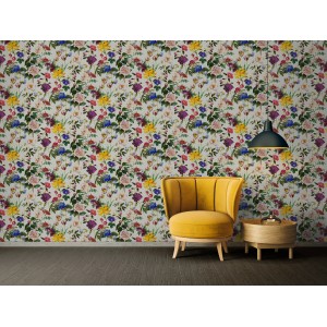 Jette Joop Vliestapete Blumen Creme-Grün im Raum mit Sessel und Lampe.