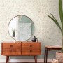 A.S. Création Vliestapete mit Blumenmuster in Beige, Grün und Rosa im Landhausstil.
