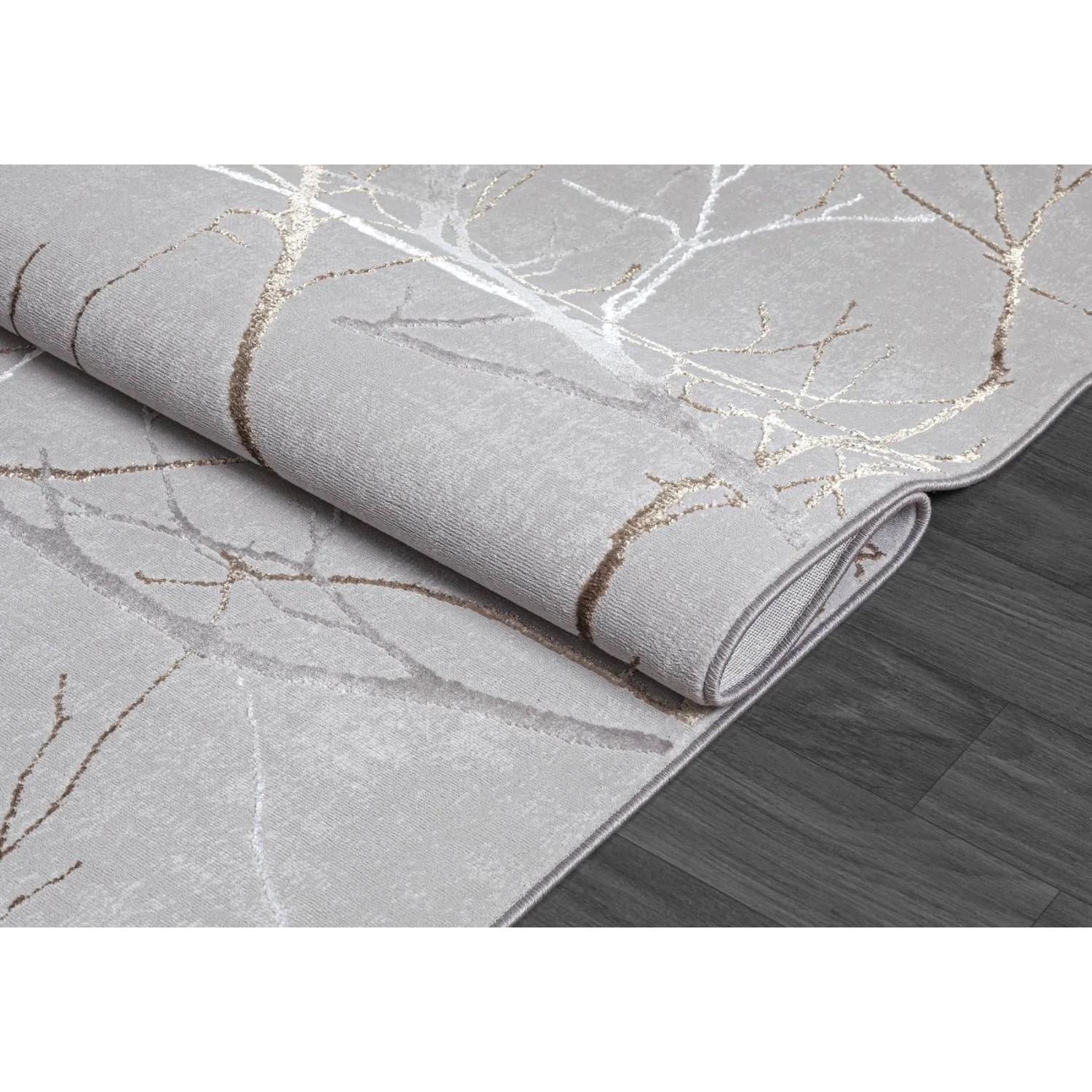 Grauer Floornovo Kurzflor Teppich (290x200 cm) mit Blattmuster. Detailaufnahme.