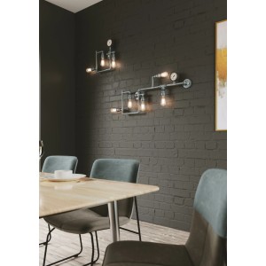 Industrielle 3-flammige Wandleuchte Amarcord in Zinkoptik, 46x45cm, als Blickfang im Raum.
