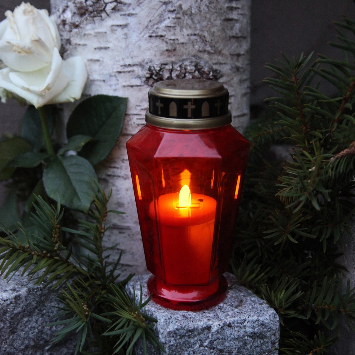 Rote LED Grabkerze 'Serene' mit Flackerlicht, 1000h Brenndauer, für Grableuchte.