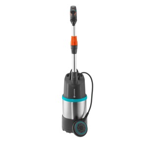 Gardena Regenfasspumpe 4700/2 Inox für Gartenbewässerung mit Edelstahlgehäuse und Teleskoprohr.