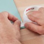 Anwendung von fischer Montageband, doppelseitig klebend, 19 mm x 3 m.