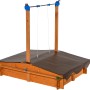 Gaspo Sandkasten Lea mit Dach, 137x105 cm, aus Holz mit Kurbel und Stoßschutz.