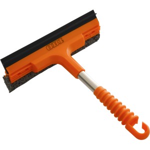 OBI Scheibenreiniger mit Schwamm und Abzieher für streifenfreie Autopflege.