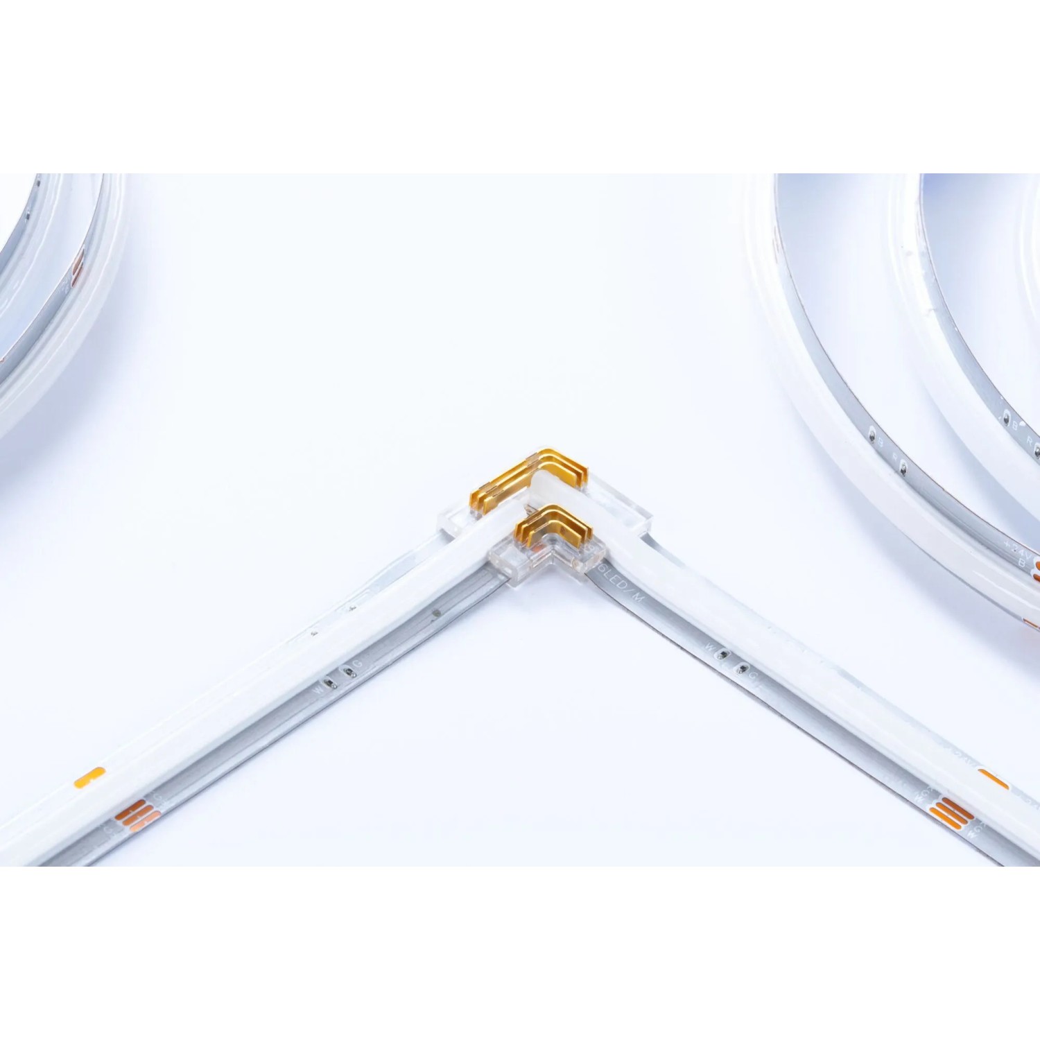 Paulmann MaxLED 90° Eckverbinder für LED-Streifen, transparent, mit goldenen Kontakten. Für flexible Lichtgestaltung.