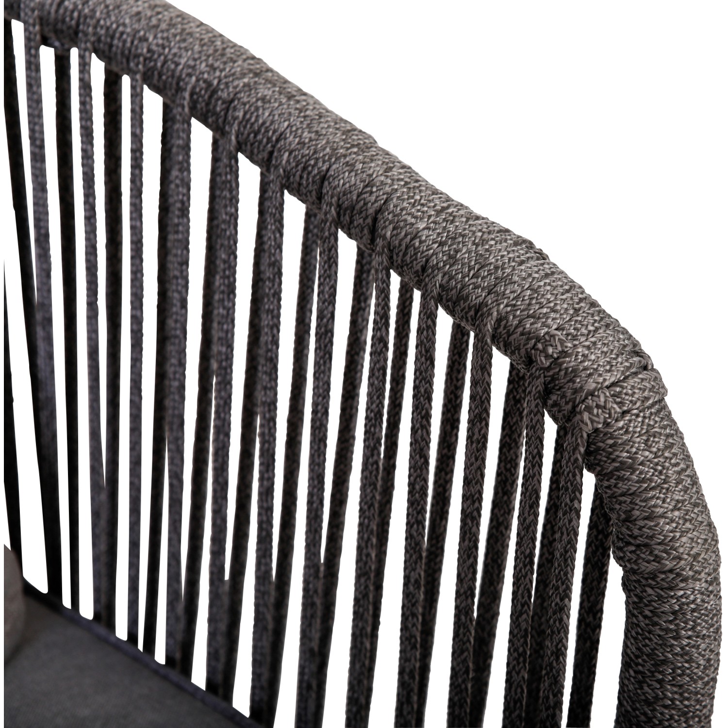 Detailansicht: Anthrazitfarbener Stapelstuhl mit Rope-Bespannung aus dem Greemotion Gartenmöbel-Set Calgary 1.