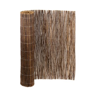 Jardinion Weide Sichtschutz, 3x1,2m, braun. Weidenzaunmatte gerollt und aufgestellt.