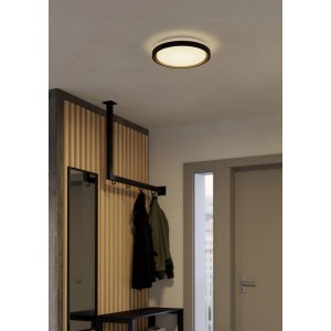 Runde Eglo LED-Deckenleuchte Maleramara schwarz-gold mit weißer Leuchtfläche. Smarte Deckenlampe für moderne Räume.