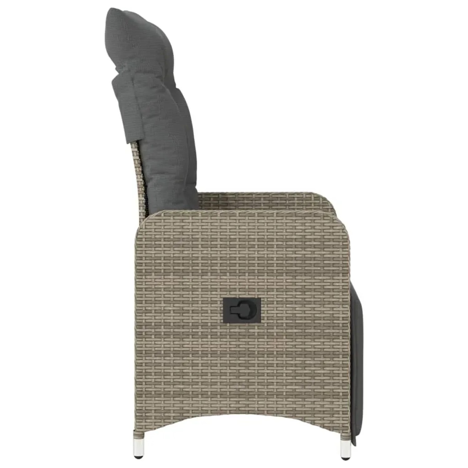 Verstellbarer, grauer vidaXL Gartensessel aus Stahl und Poly Rattan mit Kissen.