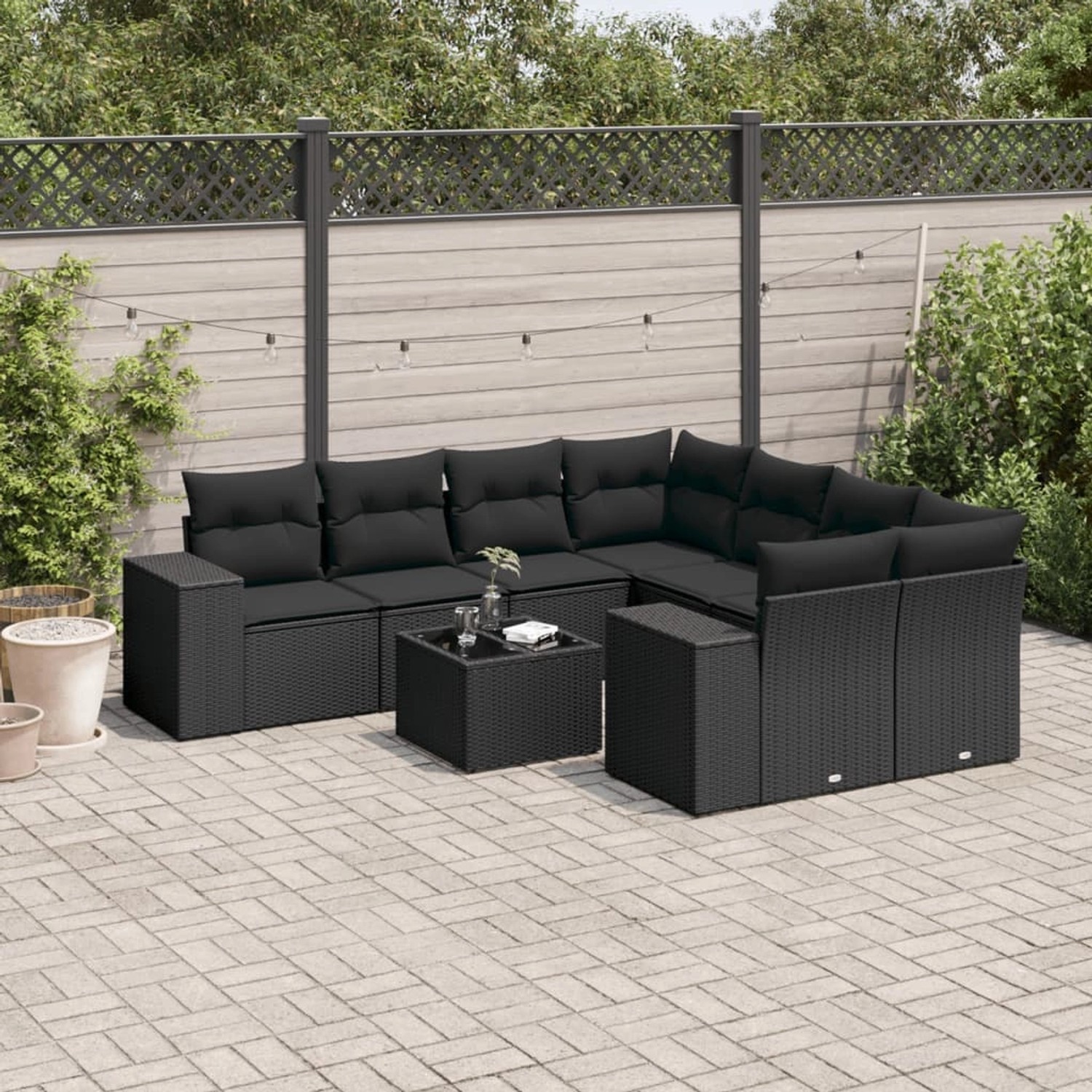 Schwarze 9-tlg. vidaXL Garten-Sofagarnitur aus Poly Rattan mit Kissen.