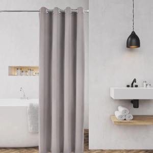 Bomoe Neptun Duschstange (L 115-200cm) in Chrom mit Duschvorhang im Badezimmer.