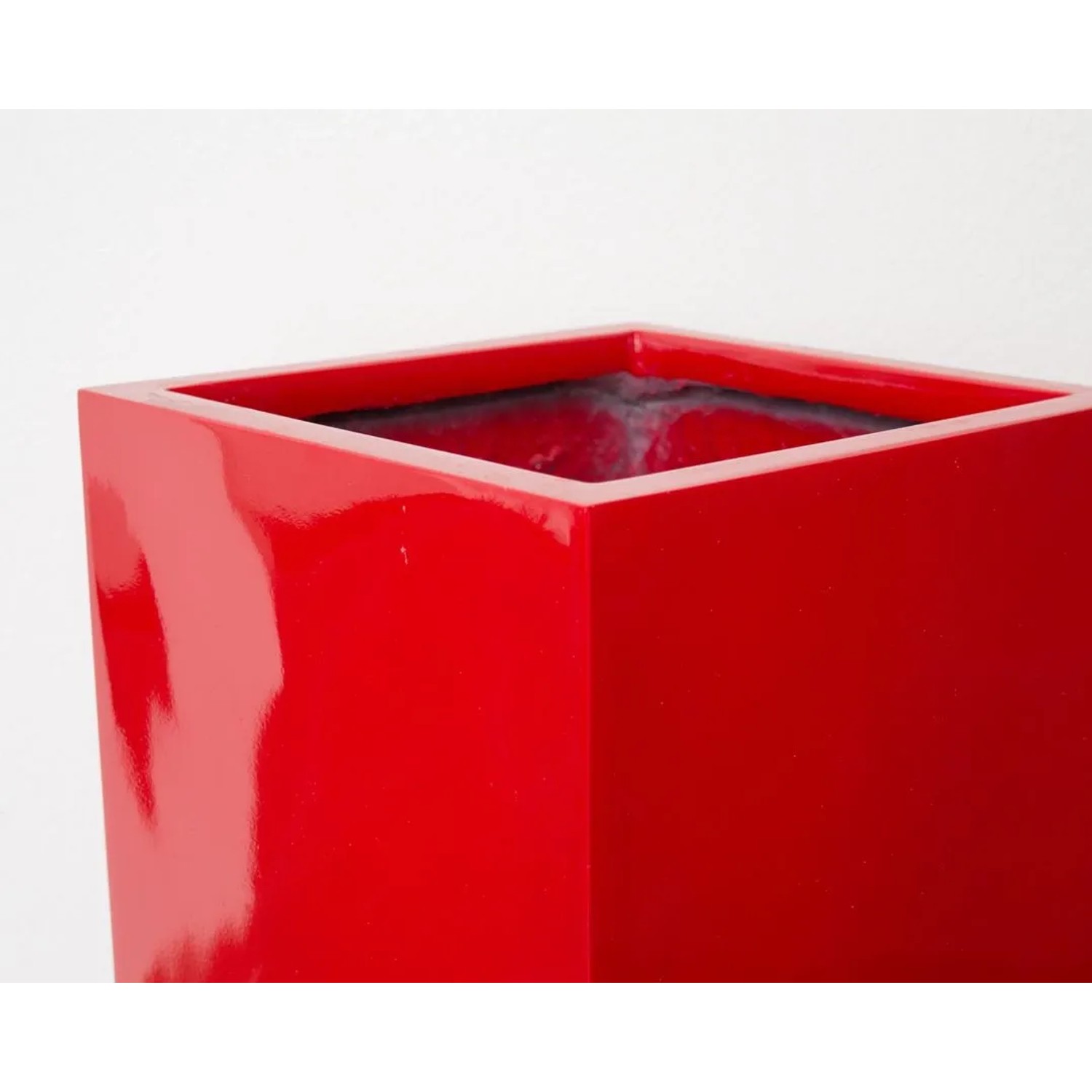 Hochglanz-roter Fiberglas Pflanzkübel Säule, 30x30x68cm, für Innen- und Außenbereich.