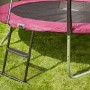 Salta Trampolin-Leiter S am Trampolin für sicheren Aufstieg.