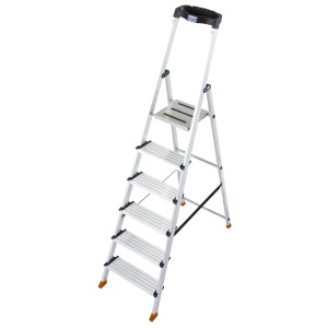 Krause Stehleiter Sepuro mit 6 Stufen, Aluminiumleiter mit Sicherheitsbügel und Anti-Rutsch-Stufen.