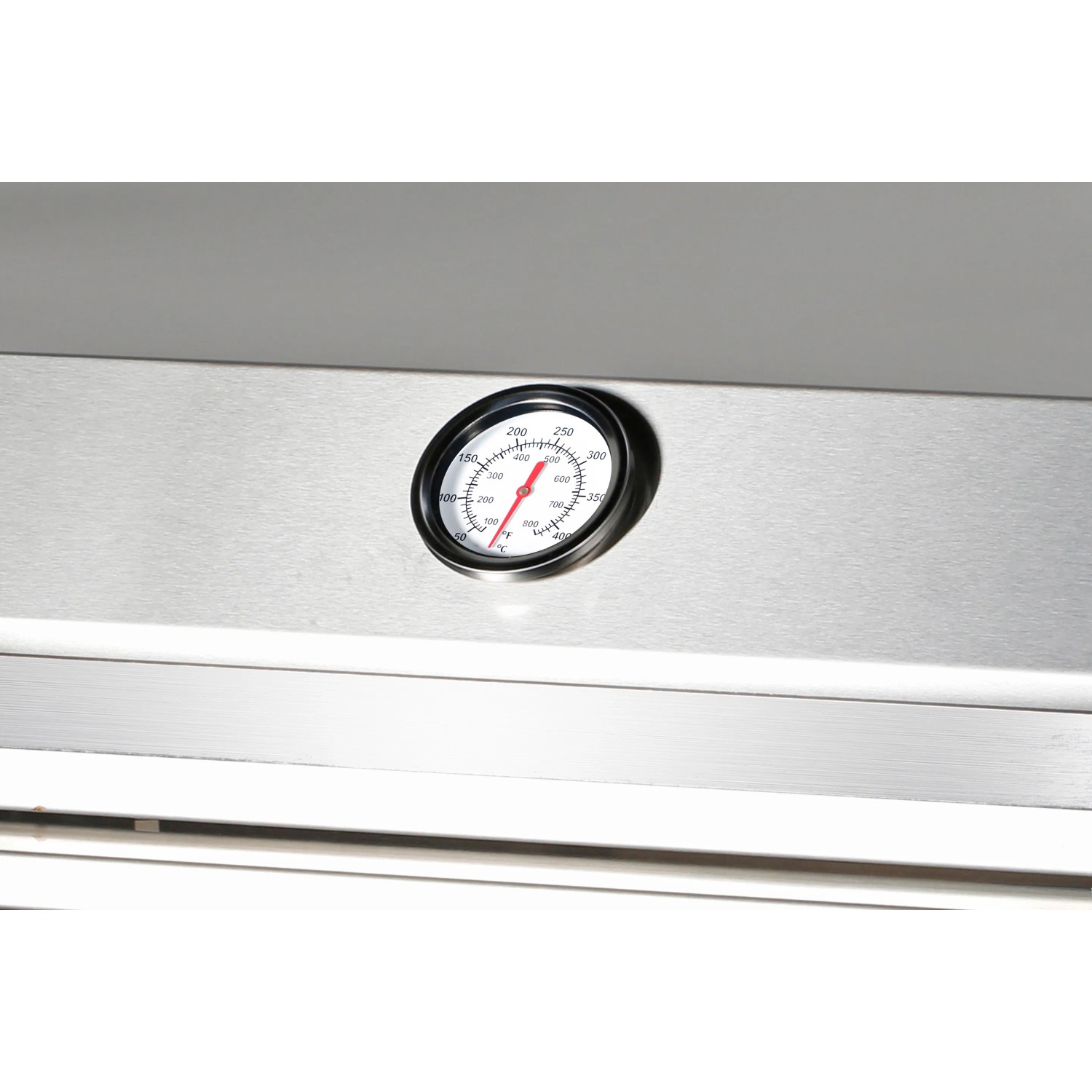 Detailaufnahme: Thermometer der Buschbeck Outdoorküche Sheffield.