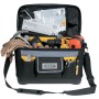 Offene Stanley Werkzeugtasche aus Nylon, gefüllt mit Werkzeugen. Allzweck Werkzeugkoffer mit Schultergurt.