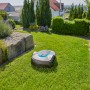 Gardena smart Sileno life Mähroboter auf Rasen, 750 m² Fläche, inkl. Gateway.