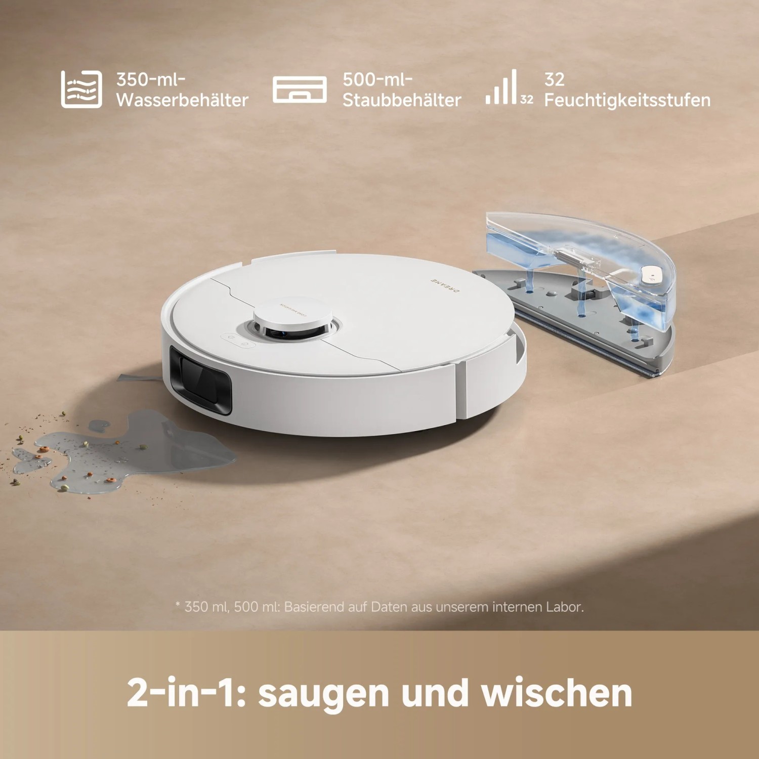 Weißer Dreame Saugroboter D20 Plus mit Staub- und Wasserbehälter auf beigem Untergrund.
