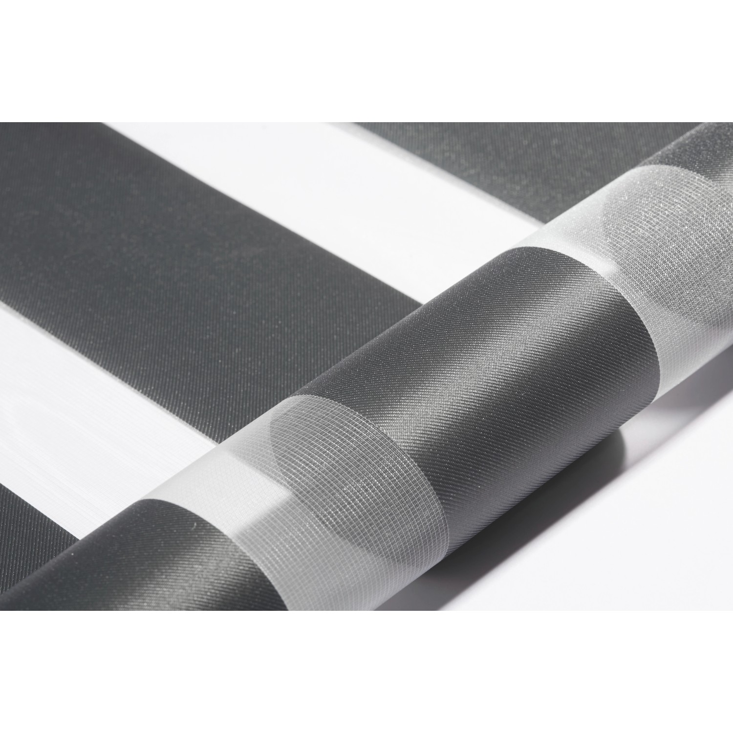 Schöner Wohnen Doppelrollo Tilda, 45x150 cm, Grau, Detailansicht des Stoffes mit transparenten und blickdichten Streifen.