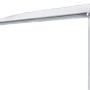 Weiße Home Deluxe Terrassenüberdachung Solis aus Aluminium mit Hohlkammerplatten.