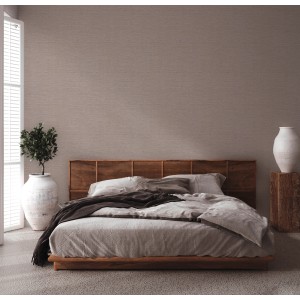 Schlafzimmer mit braun-goldener Uni Vliestapete Metropolitan Stories II von OBI.