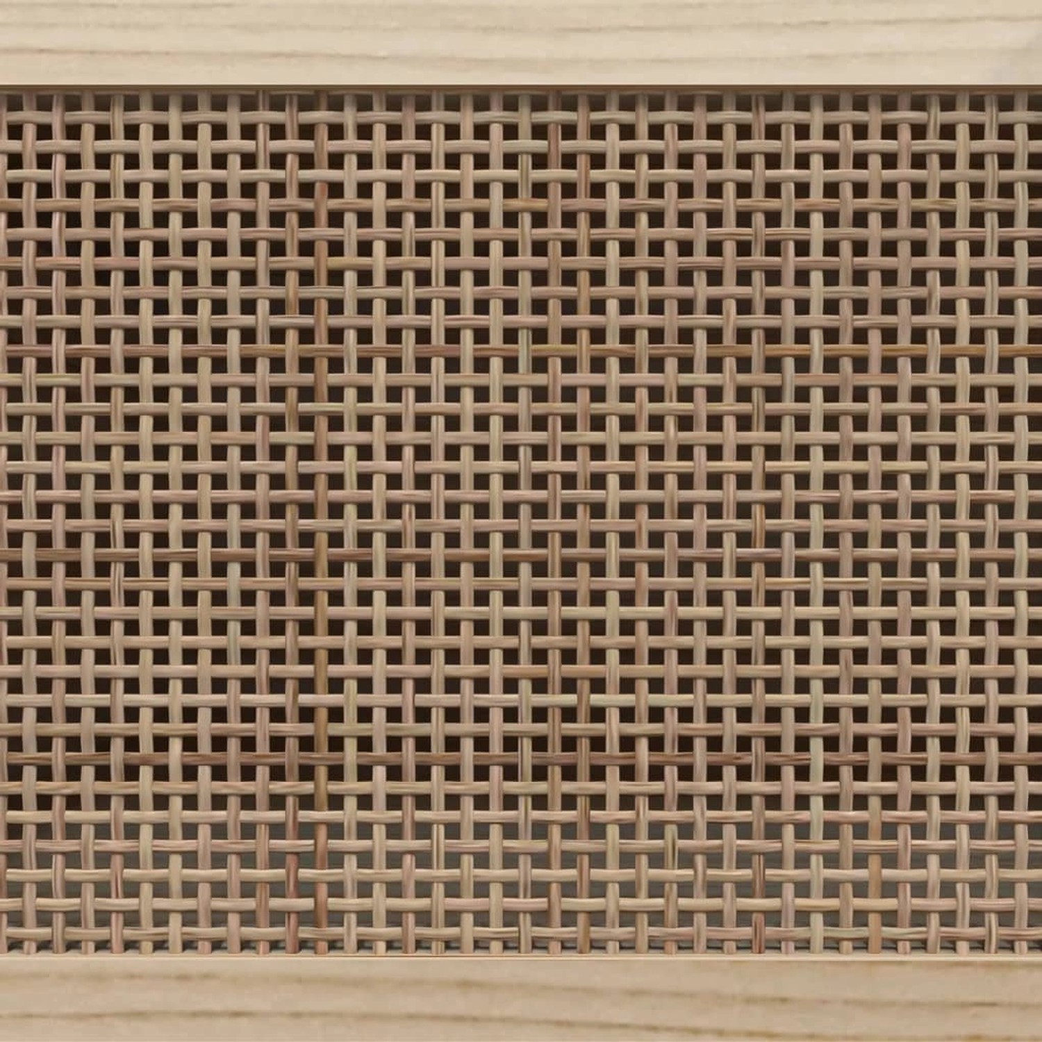 Detailansicht: Natur-Rattan Tür des braunen TV-Schranks aus Kiefernholz (80x30x40 cm).