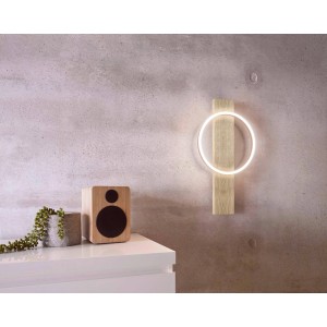 Moderne Eglo LED Wandleuchte Boyal in Schwarz-Braun mit Holz- und Metallelementen.
