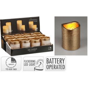 Goldene LED-Kerze mit flackerndem Licht und 6h Timer. Wachsoptik, gewellter Rand. Batteriebetrieben.