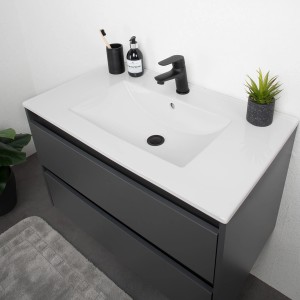 Modernes Badmöbel-Set Cleo in Grau-Anthrazit mit LED-Spiegelschrank und Waschbeckenunterschrank.