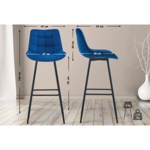 Zwei blaue Samt Barhocker Dartford, matt schwarzes Metallgestell. Modern, gepolstert, 106 cm hoch, 78 cm Sitzhöhe.
