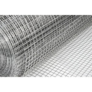 Gerollter, verzinkter Metall-Volierendraht 19x19mm für Zaunbau und Kleintiere. Silbernes Maschendrahtgeflecht.
