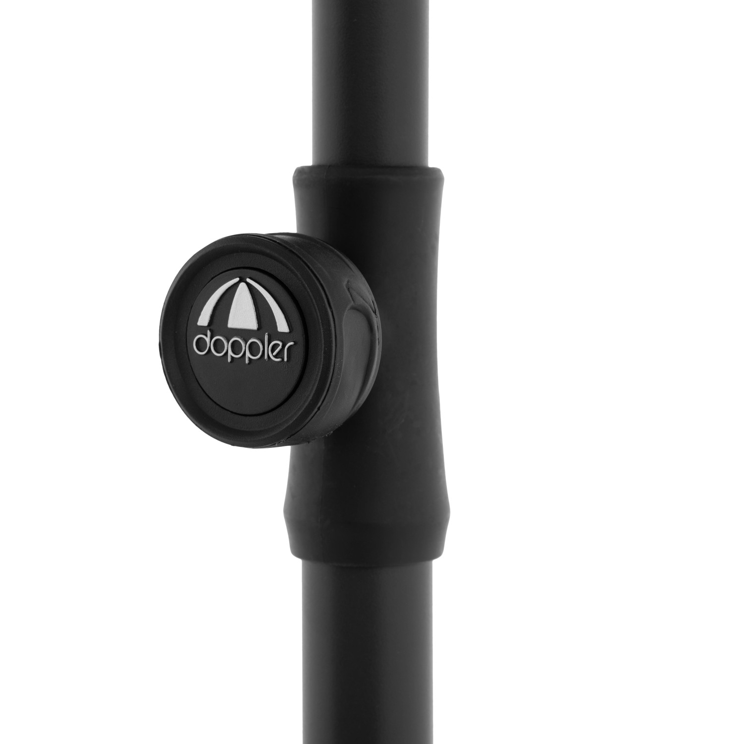 Detailaufnahme: Schwarzer Doppler Strandschirm Windprofi Neo 200 mit Logo.