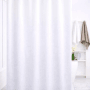 Weißer Euroshowers Duschvorhang mit Ringen und Metallösen im Badezimmer.