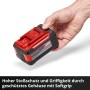 Einhell Power X-Change Akku 18 V 5,2 Ah Plus in Hand, rot-schwarz. Akku für Elektrowerkzeuge.
