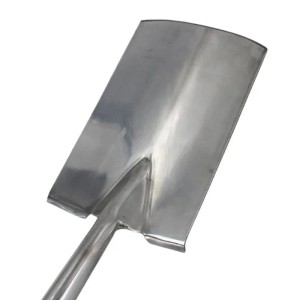 Galaflor Gärtnerspaten aus glänzendem Edelstahl mit abgerundetem Kopf. Stabiler Spaten für Gartenarbeiten.