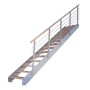 Treppe Kos mit 11 Buchenholzstufen, grauem Metallgeländer. Innentreppe für den Wohnbereich.