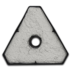 Detailaufnahme des Betonfußes (Dreieckig) für UvV Kettenpfosten Lugano, Baustellenabsicherung.