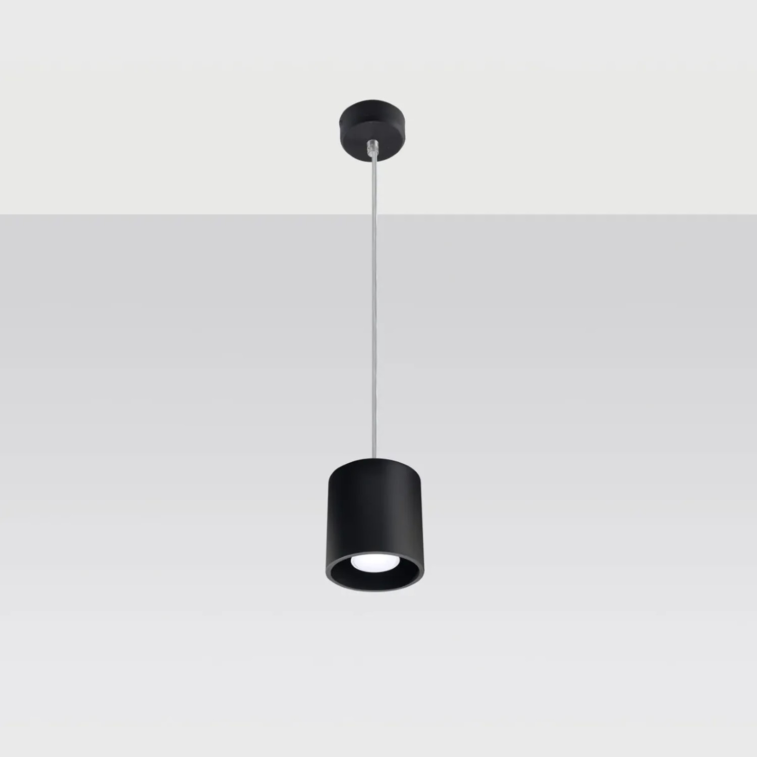 Schwarze Sollux Lighting Hängeleuchte ORbis 1, zylindrisch, für moderne Innenräume.