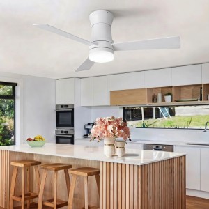 Weißer PXloue Deckenventilator mit 3 Flügeln und integrierter LED-Beleuchtung in moderner Küche. Mit Fernbedienung, 42 Zoll.