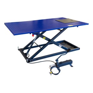 DeTec. Quadhebebühne 675 kg, blaue Scherenbühne mit Anti-Rutsch-Oberfläche für Quad, Trike und Aufsitzmäher.