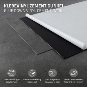 Selbstklebender Vinylboden in dunkler Betonoptik, graue PVC-Dielen mit abgezogener Schutzfolie. Einfache Verlegung, wasserdicht, rutschfest.