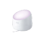 Weiße Philips Smart-LED-Tischleuchte Squire Lite mit lila Wallwashing-Effekt. Minimalistisches Design.