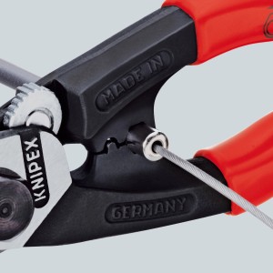 Knipex Drahtseilschere 190 mm mit Mehrkomponenten-Hüllen zum Schneiden von Drahtseilen.
