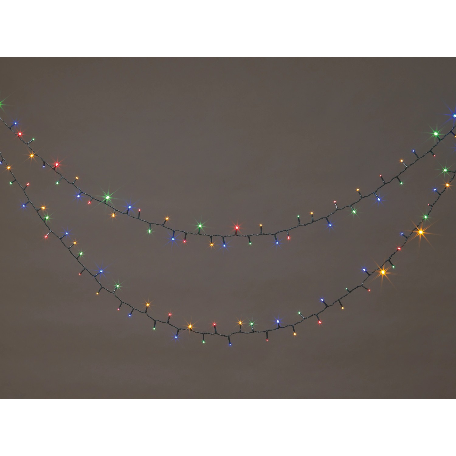 LED-Lichterkette, 24 m, warmweiß und mehrfarbig, für Innen- und Außenbereich.