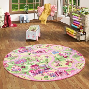 Runder, rosa Kinder Spielteppich „Girls Village“ mit Dorfmotiv, 100 cm Durchmesser.