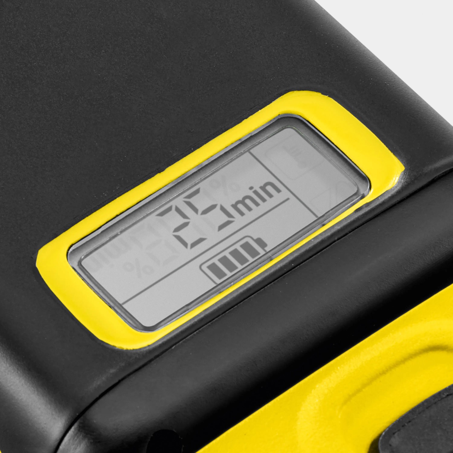 Detailaufnahme Kärcher Akku Battery Power 18/25 mit Display zur Ladestandsanzeige.
